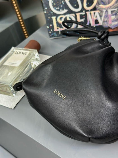 Classic Elegant Leather Shoulder Bag – Special Edition
