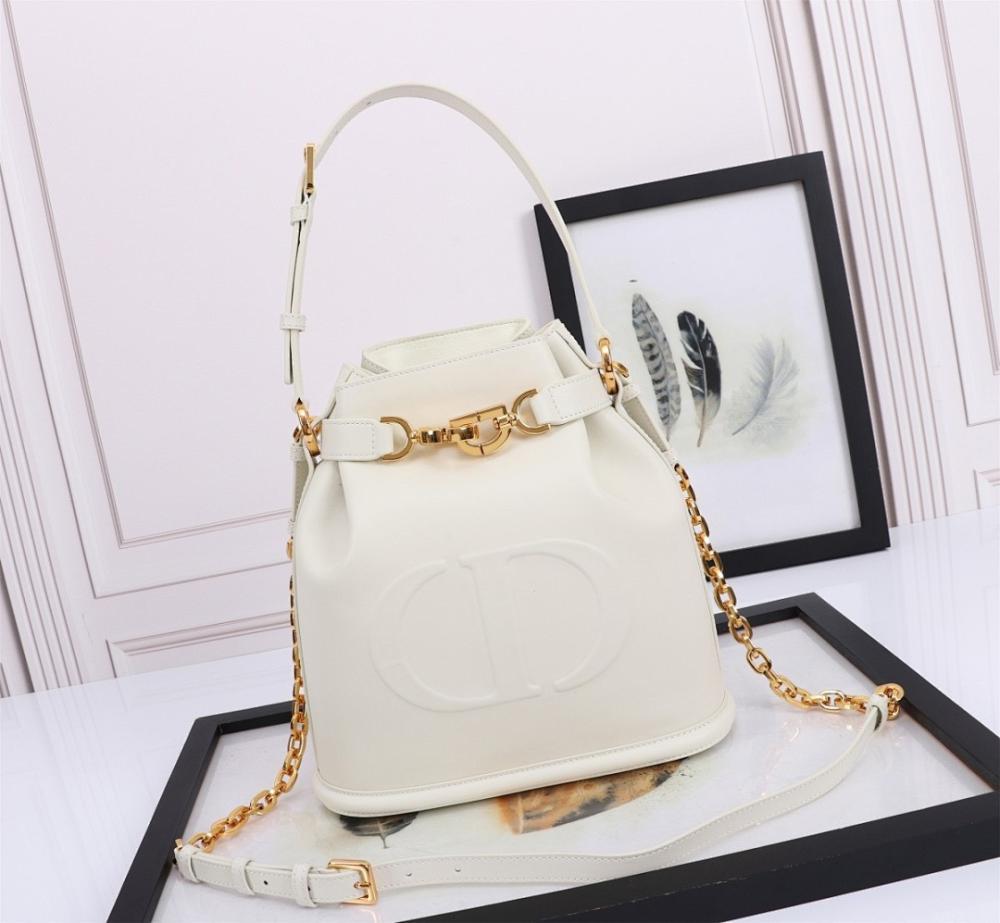 Modern Refined Leather Bucket Bag