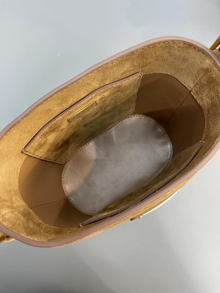 Bucket Bag