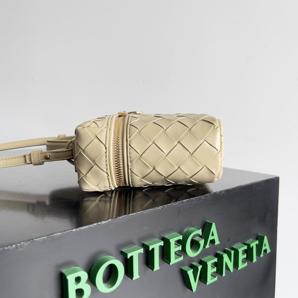 Elegant Shoulder Bag