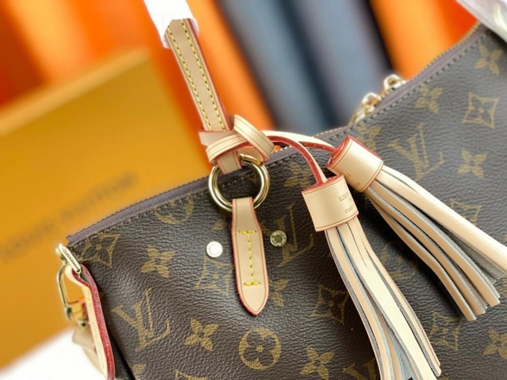 Italian-Inspired Elegant Leather Top Handle Bag