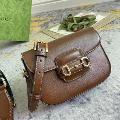 Stylish Crossbody Bag – Special Edition