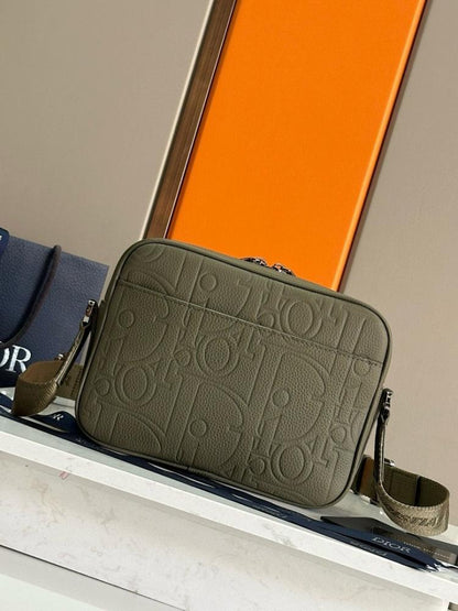 Elegant Printed Leather Shoulder Bag – Special Edition