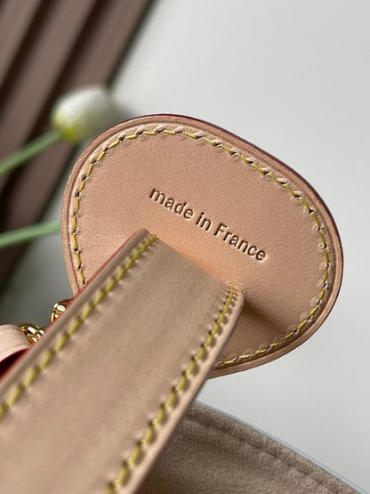 Modern Elegant Canvas Shoulder Bag – Limited Edition