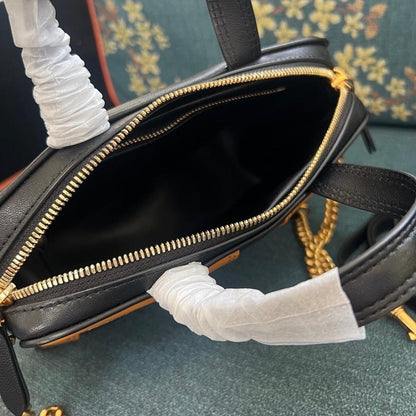 VLogo Signature Leather Shoulder Bag