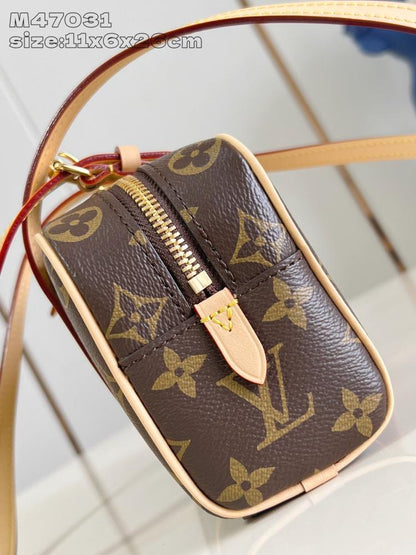 Alma Leather Top Handle Bag