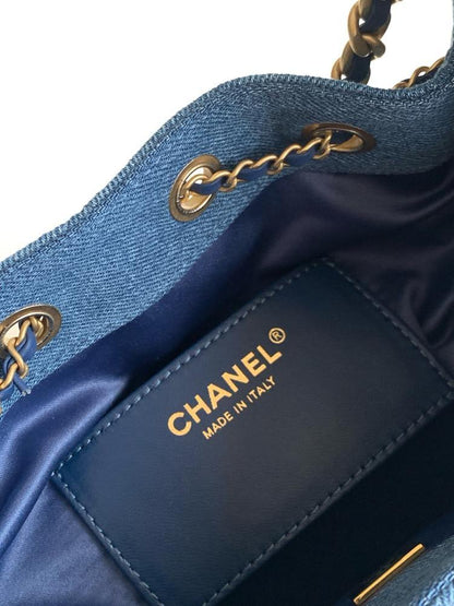 Elegant Hobo Bag