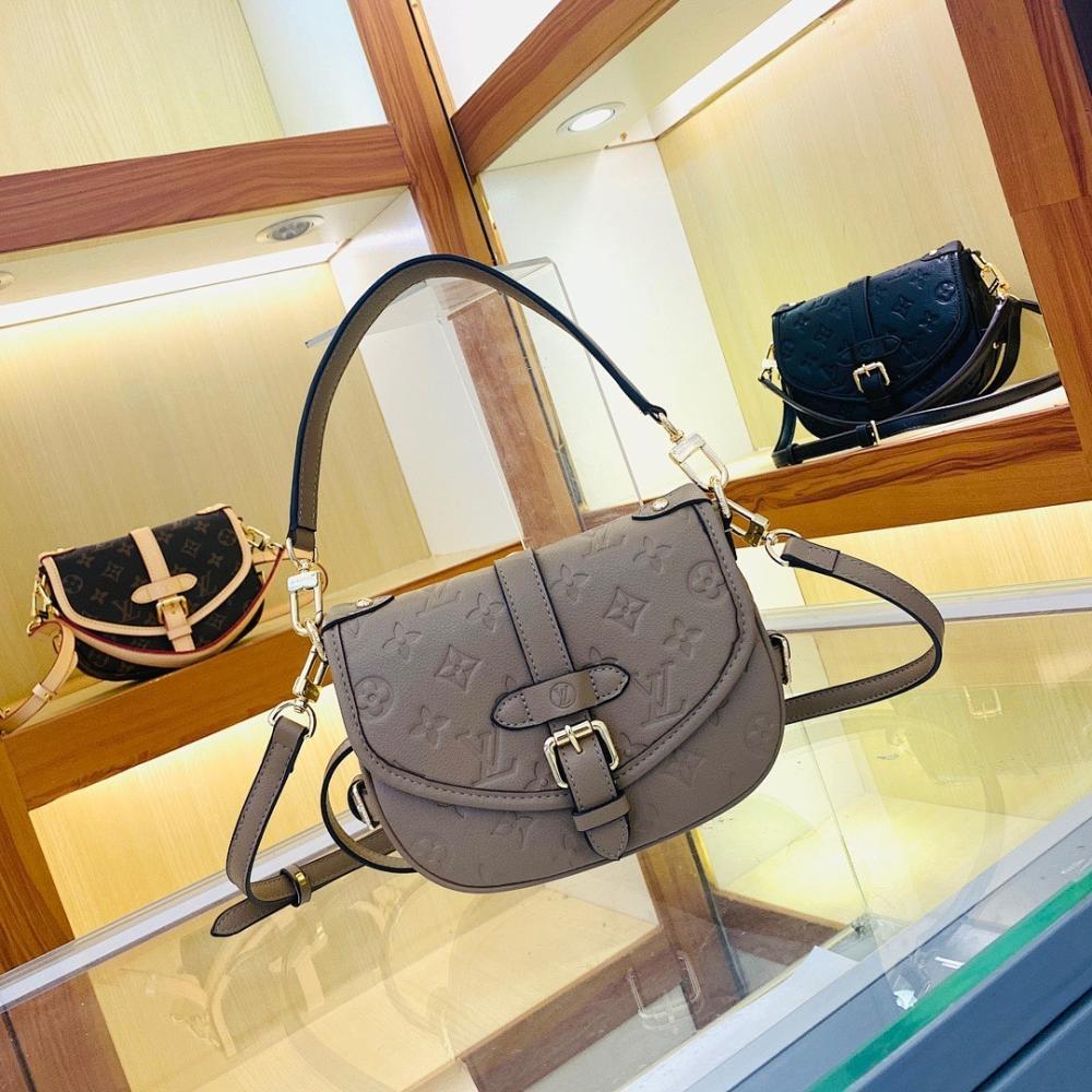 Modern Refined Crossbody Bag