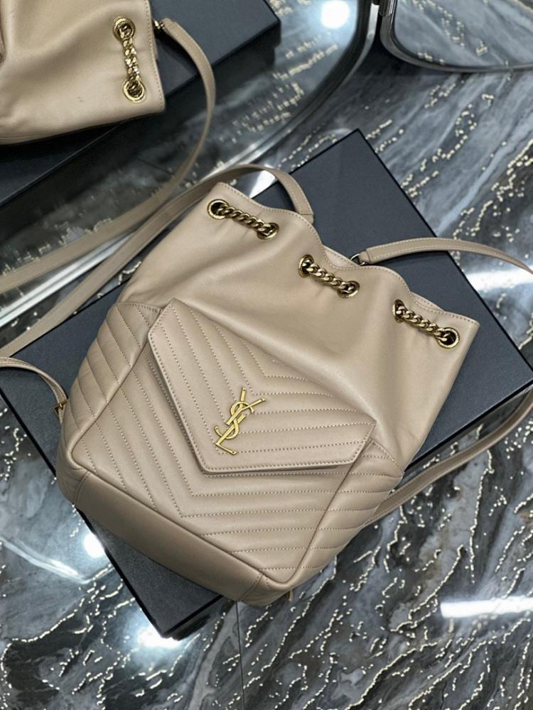 Classic Elegant Leather Backpack – Limited Edition