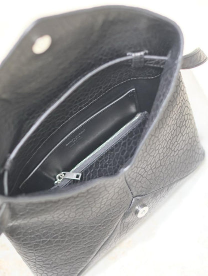 Italian-Inspired Stylish Lambskin Crossbody Bag