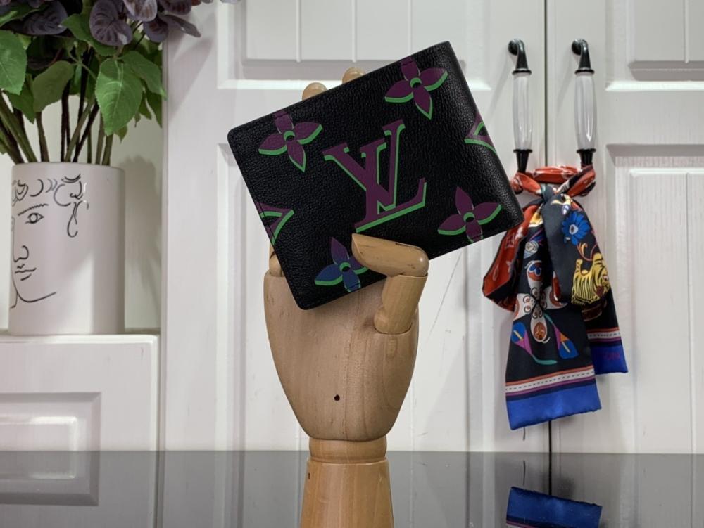 Practical Elegant Wallet