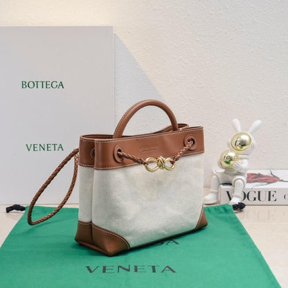 Modern Luxury Leather Top Handle Bag