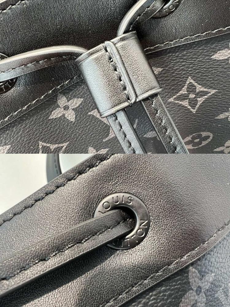 Classic Modern Shoulder Bag