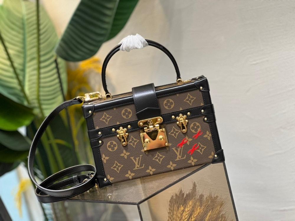 Modern Italian-Inspired Leather Top Handle Bag
