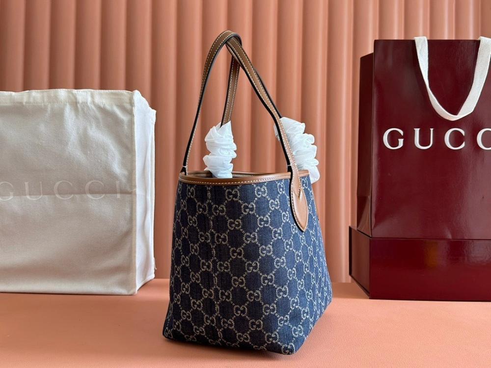 Stylish Refined Crossbody Bag