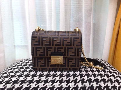 Elegant Shoulder Bag