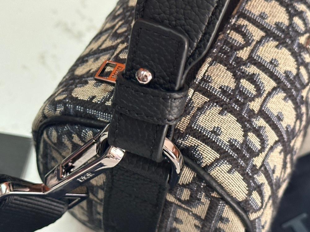 Italian-Inspired Luxury Black Leather Shoulder Bag