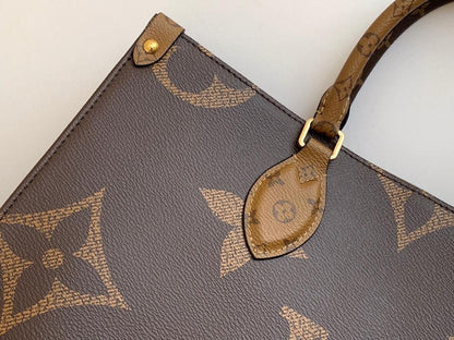 Modern Stylish Shoulder Bag