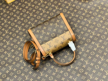 Stylish Refined Leather Crossbody Bag
