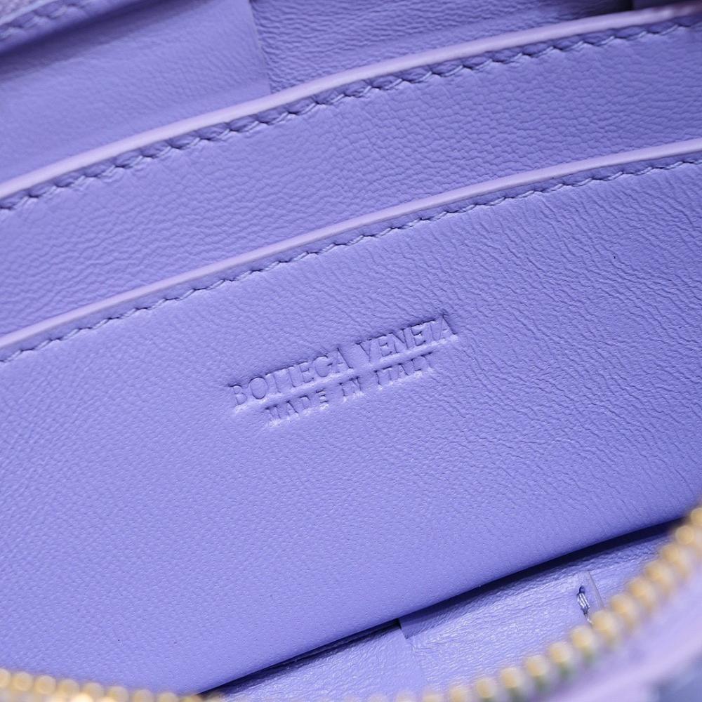 Modern Luxury Woven Shoulder Bag