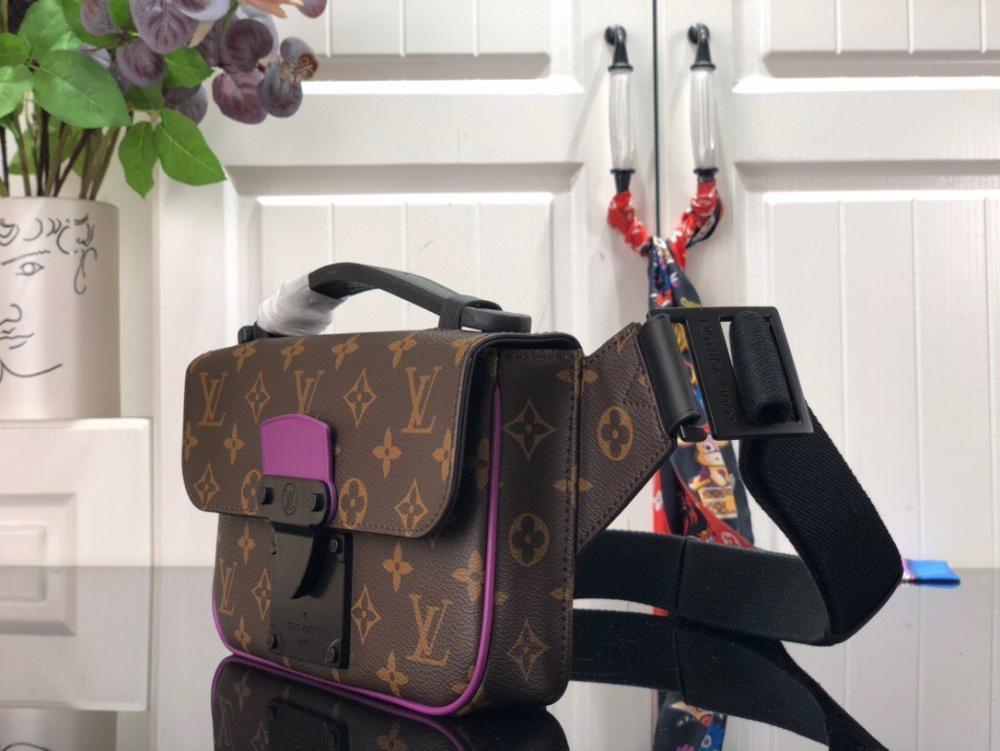 Elegant Shoulder Bag