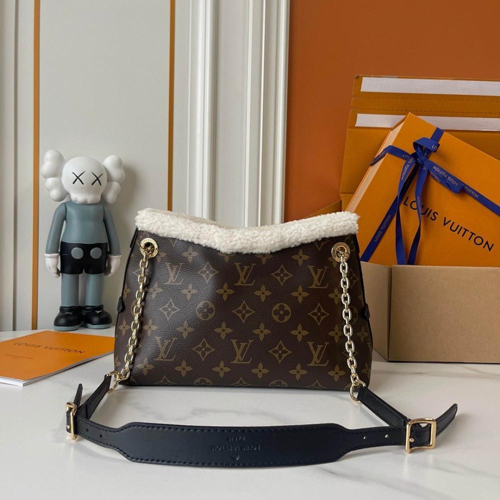 Modern Italian-Inspired Lambskin Shoulder Bag