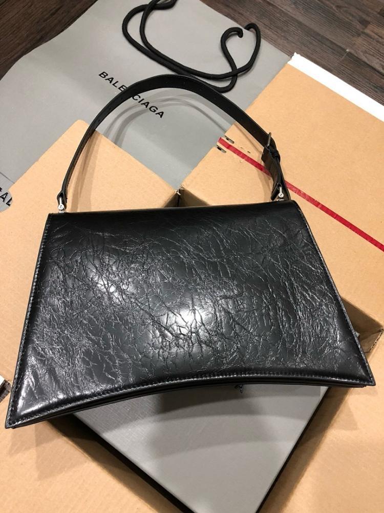 Luxury Calfskin Shoulder Bag – Limited Edition