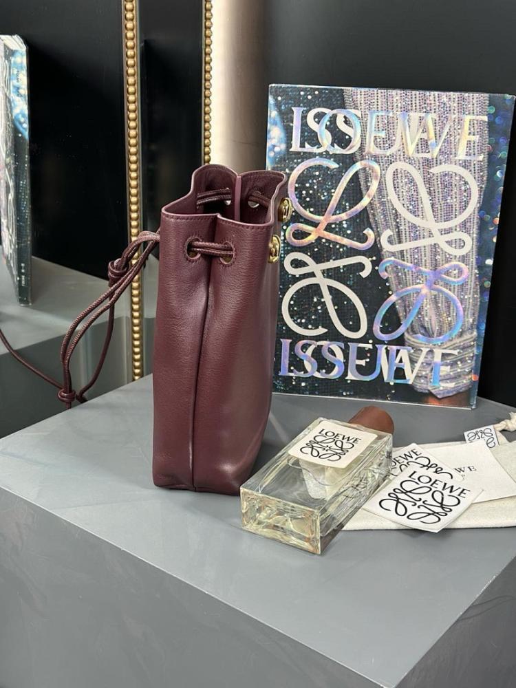 Italian-Inspired Stylish Calfskin Shoulder Bag