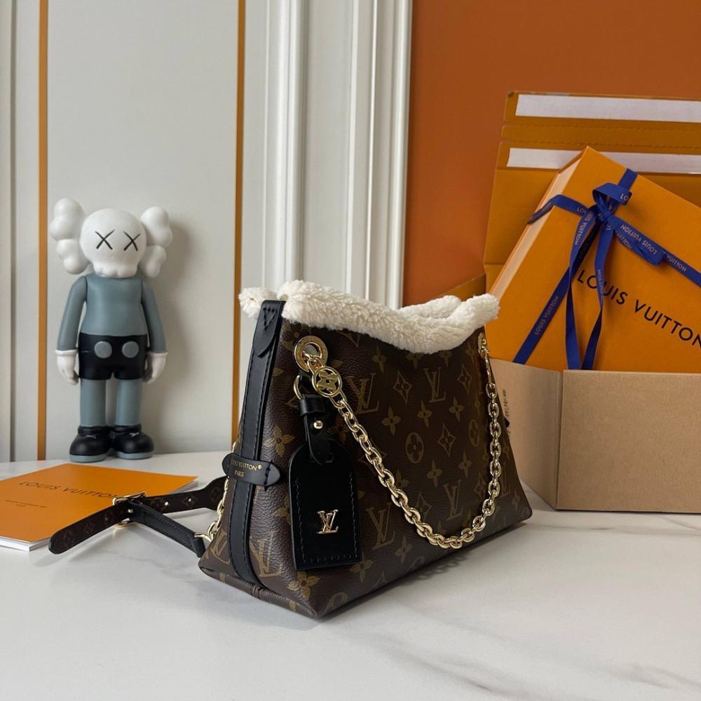 Modern Italian-Inspired Lambskin Shoulder Bag