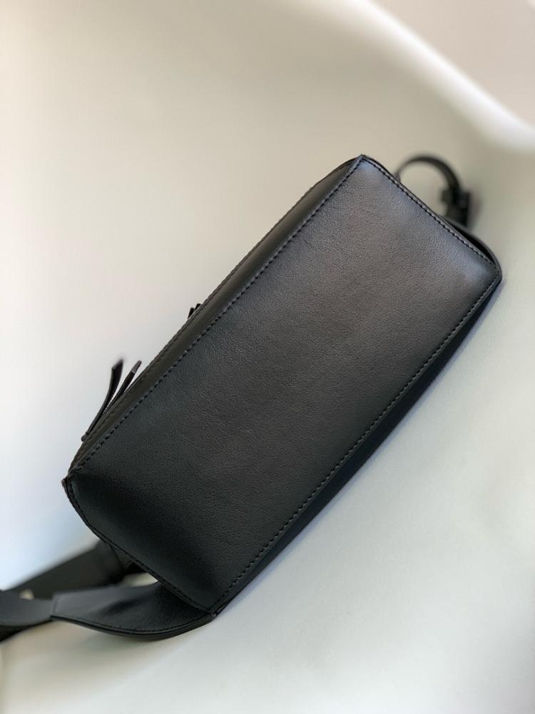 Stylish Refined Leather Shoulder Bag