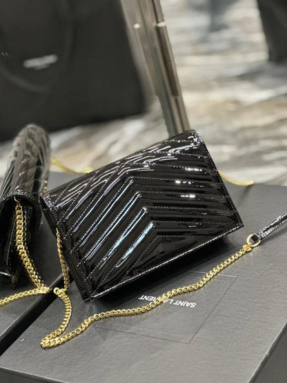 Italian-Inspired Elegant Bag
