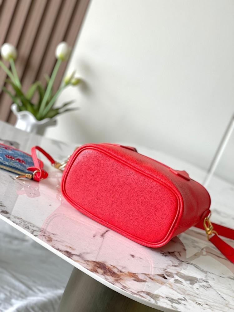 Neverfull Monogram Calfskin Shoulder Bag