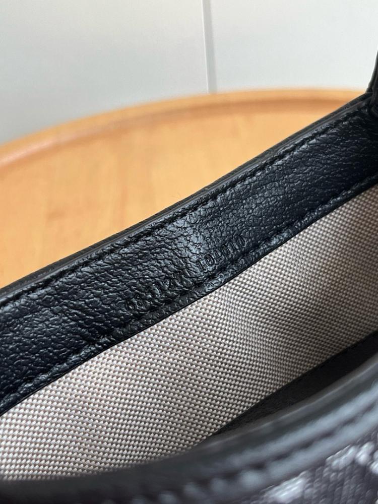 Modern Italian-Inspired Gold Leather Shoulder Bag