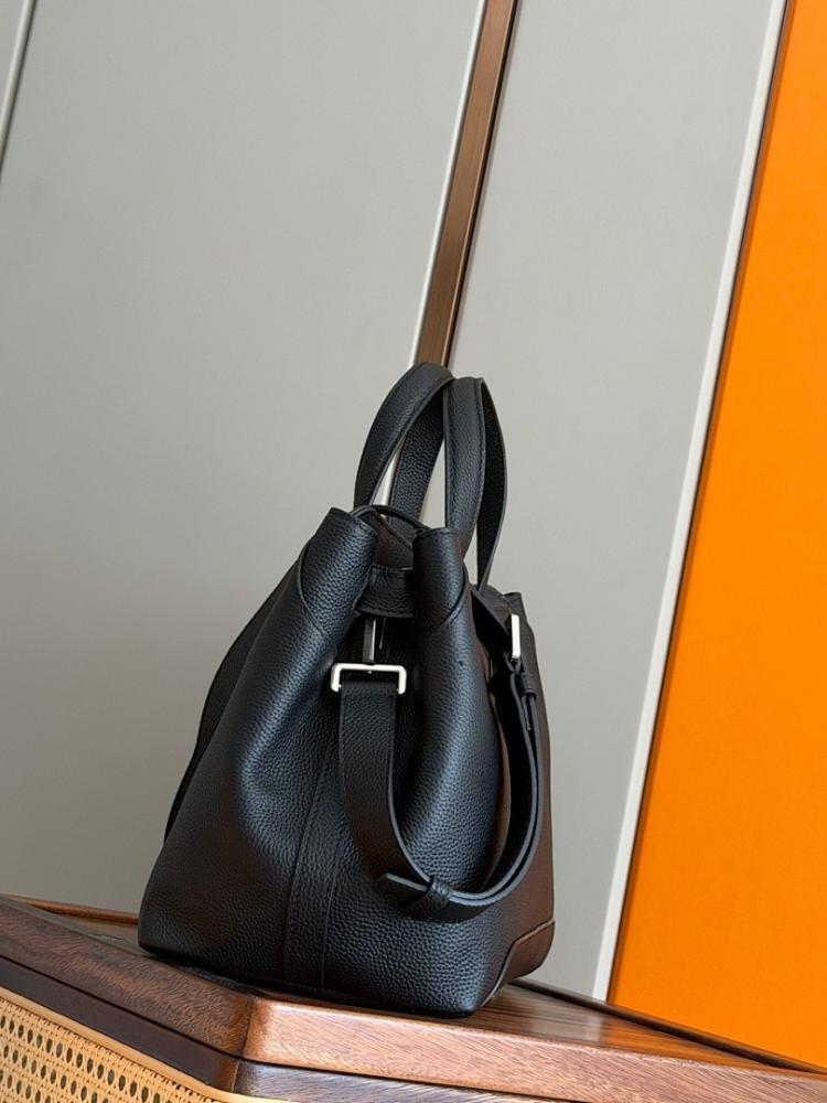 Italian-Inspired Elegant Black Quilted Leather Top Handle Bag