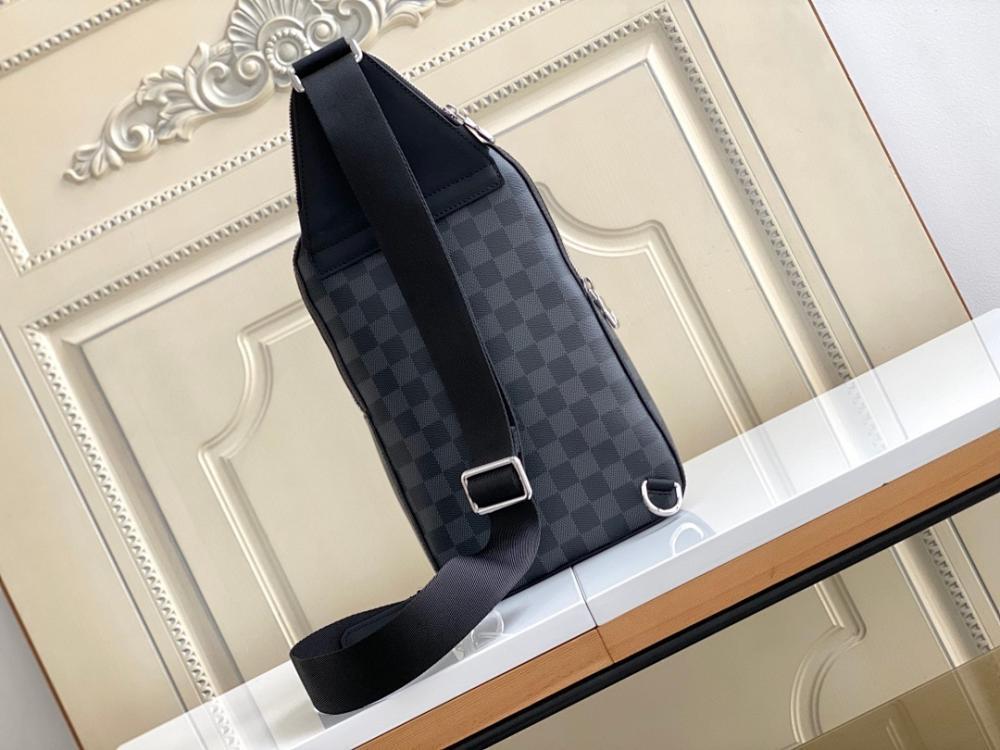 Italian-Inspired Stylish Leather Shoulder Bag