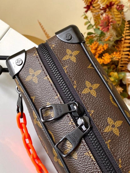 Luxury Black Shoulder Bag – Special Edition