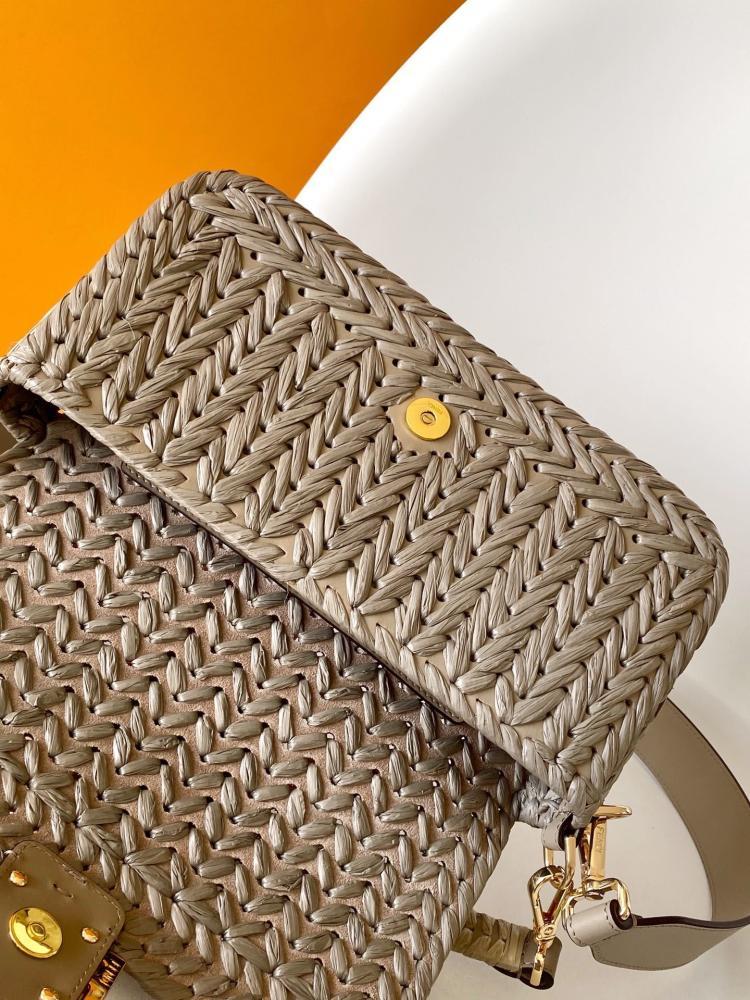 Classic Shoulder Bag