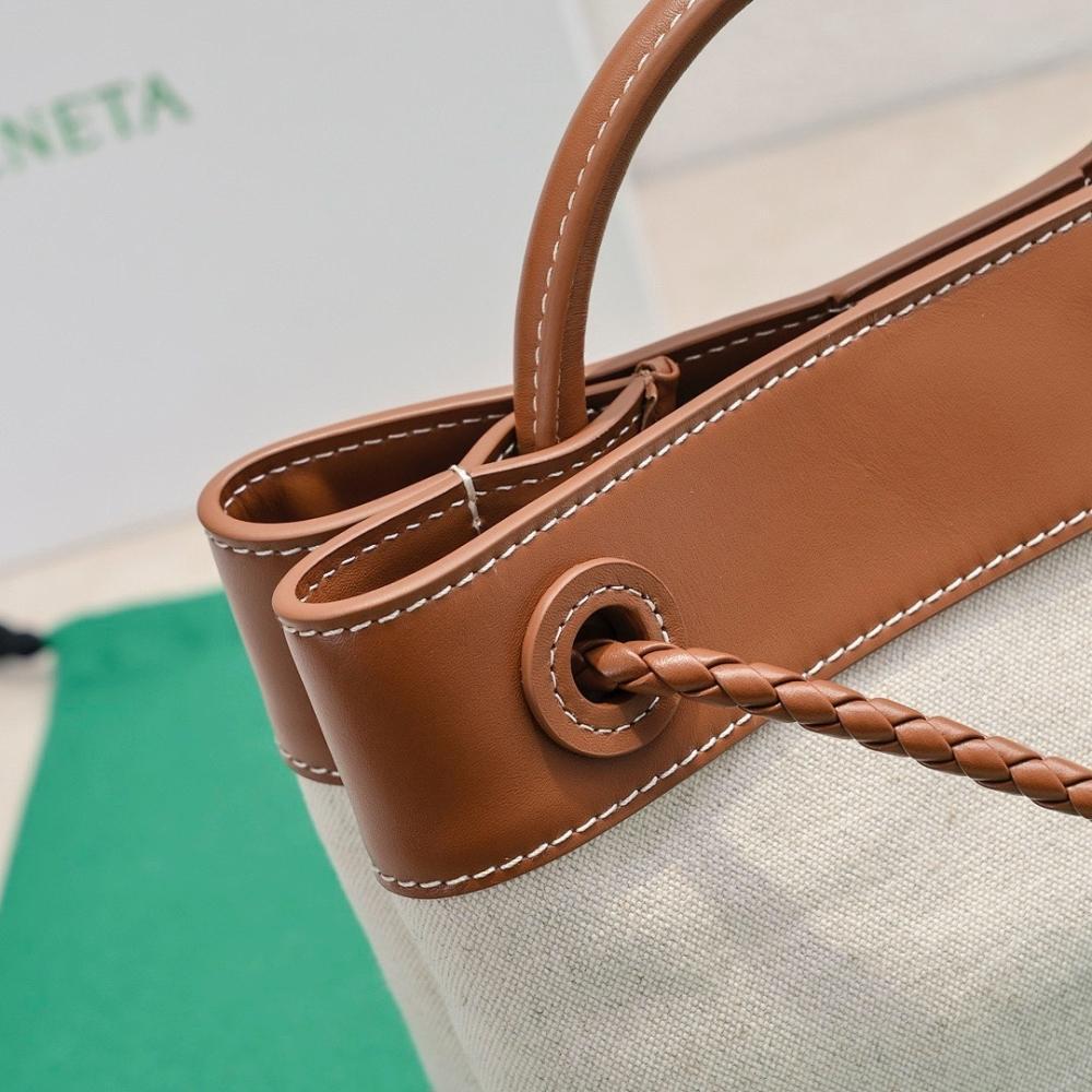 Modern Luxury Leather Top Handle Bag