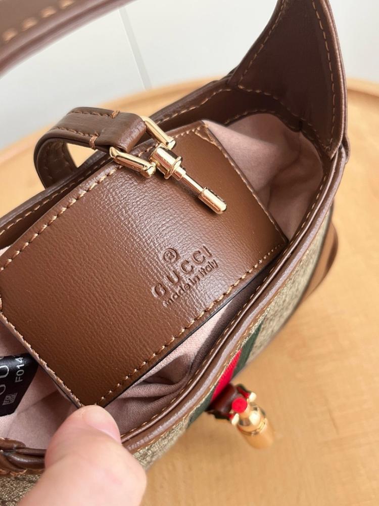 Italian-Inspired Stylish Crossbody Bag