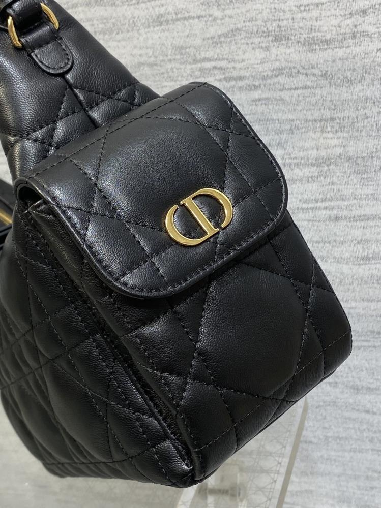 Elegant Leather Top Handle Bag