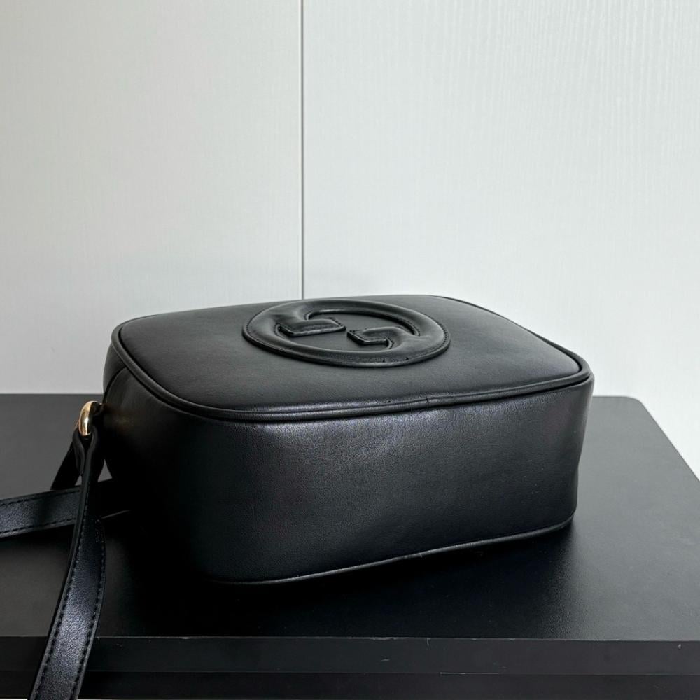 Alma Brown Canvas Shoulder Bag