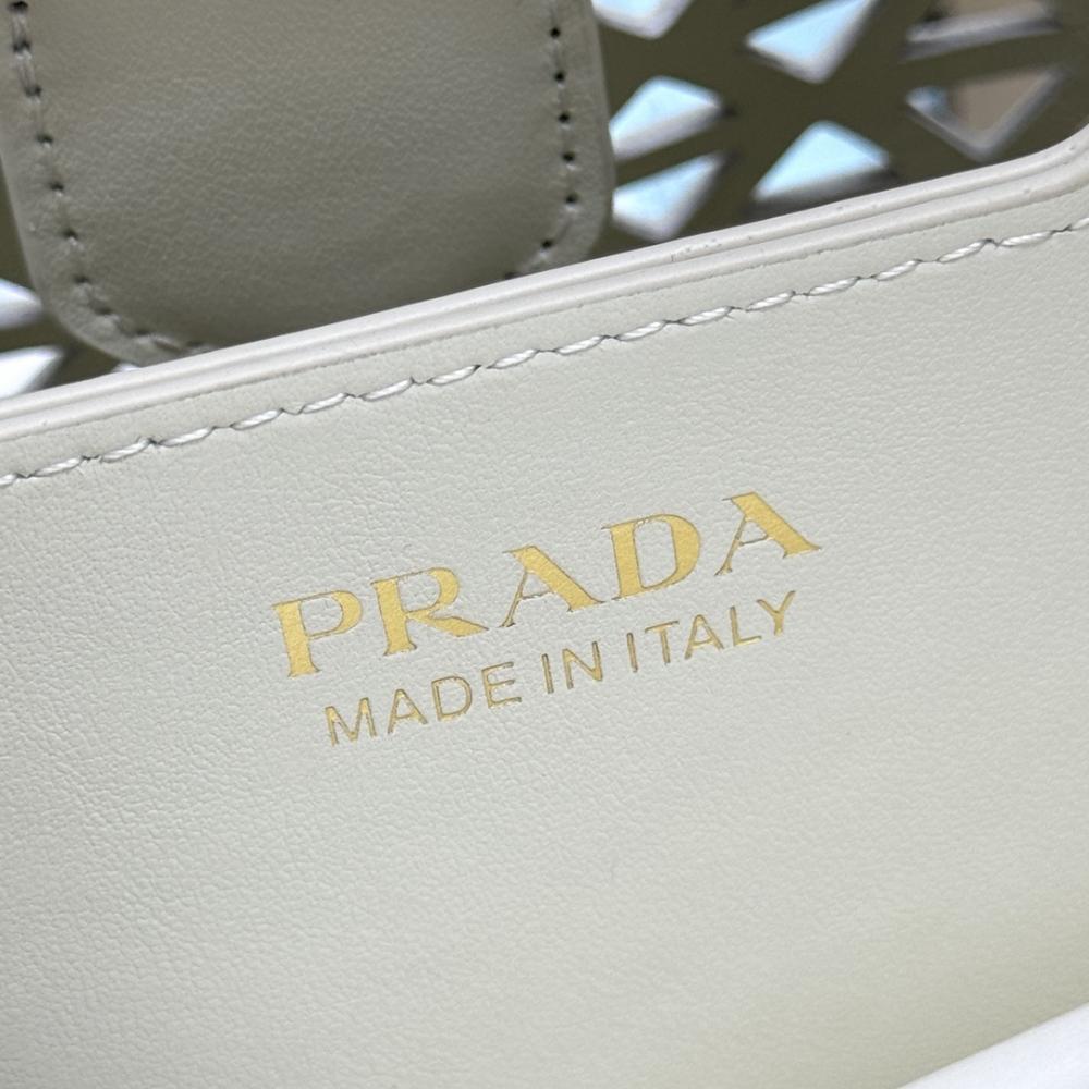 Saddle Leather Top Handle Bag