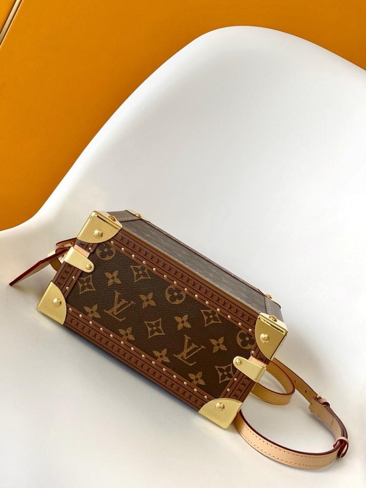 Modern Elegant Studded Leather Top Handle Bag