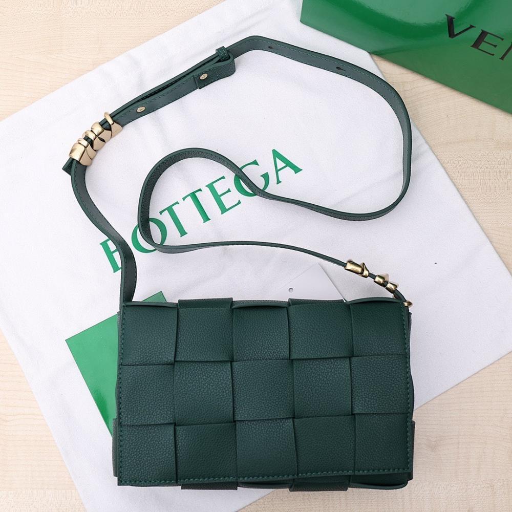 Stylish Refined Leather Shoulder Bag