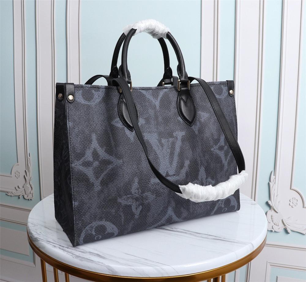 Modern Stylish Tote Bag