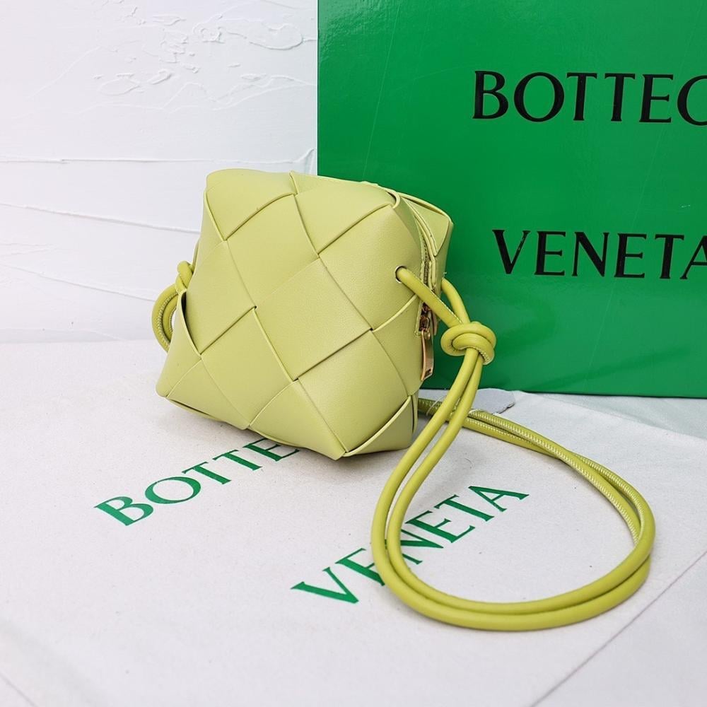 Luxury Refined Woven Calfskin Top Handle Bag