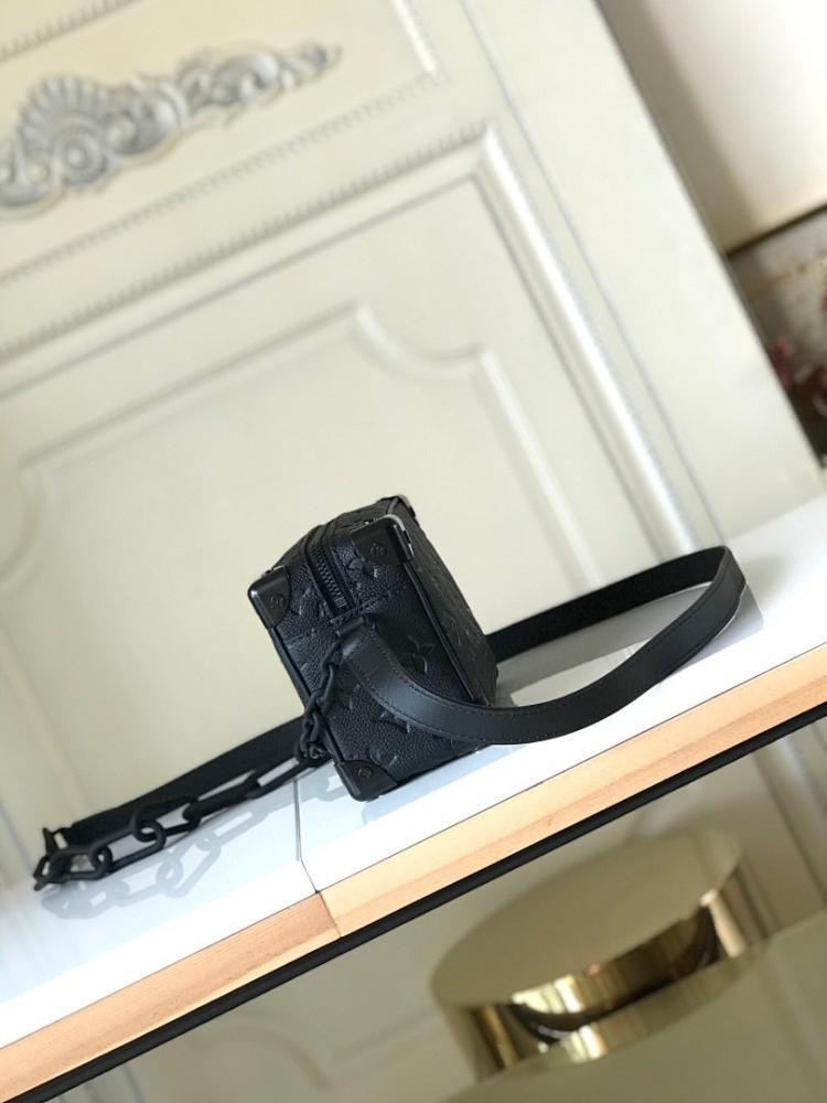 Classic Premium Crossbody Bag