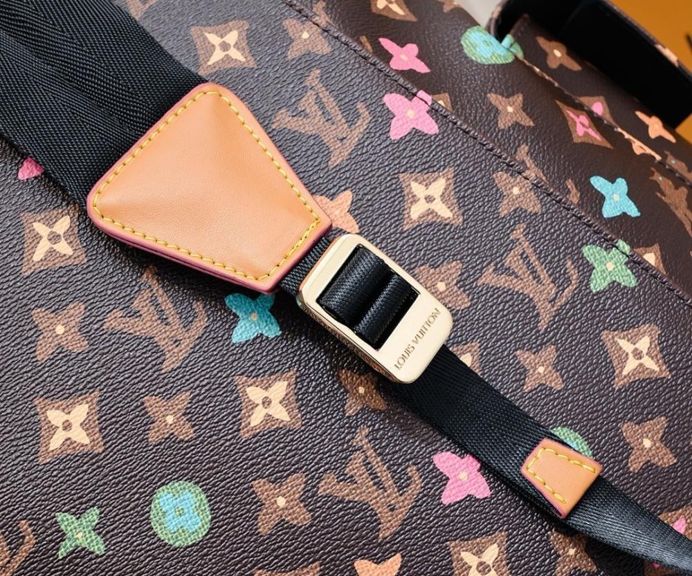 Italian-Inspired Stylish Crossbody Bag