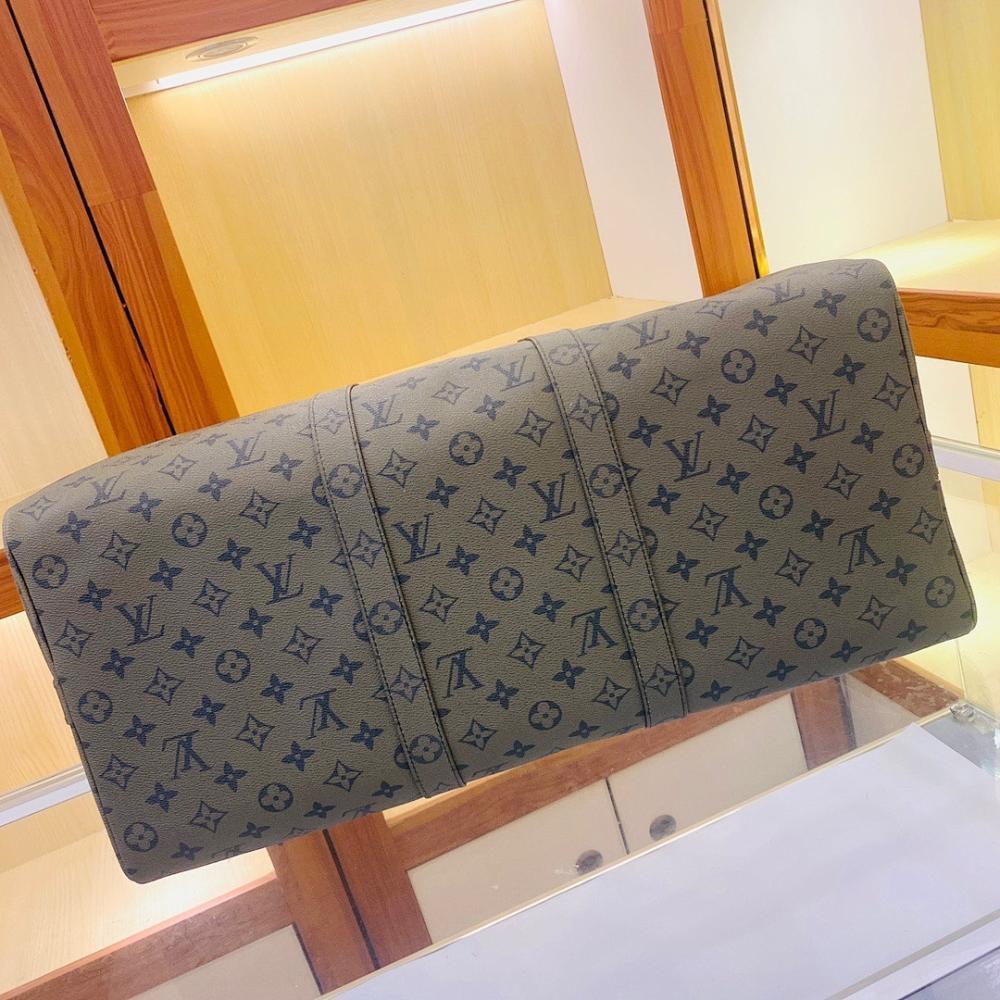 Stylish Leather Travel Bag – Limited Edition