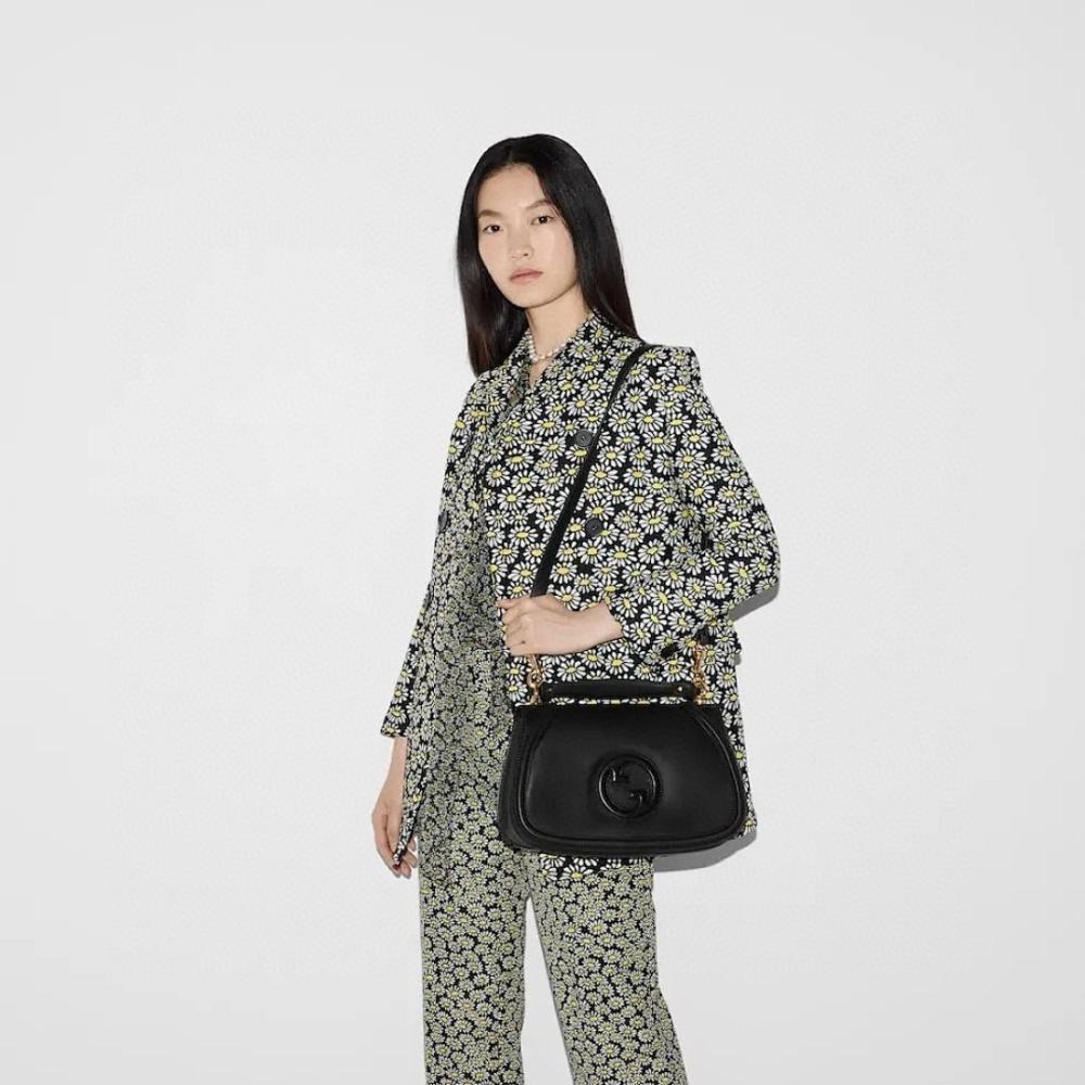 Elegant Leather Crossbody Bag – Limited Edition